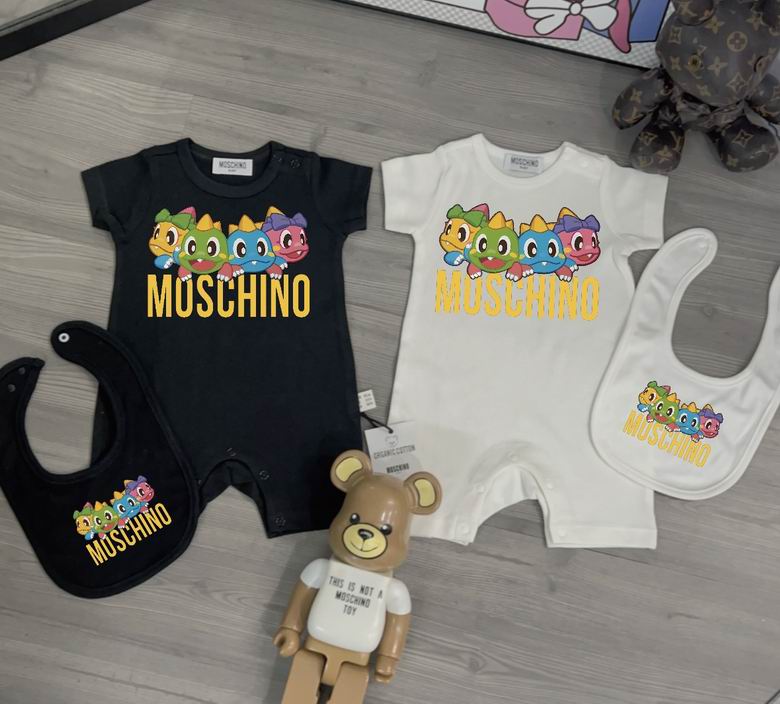 Moschino sz59 66 73 80 85 90 42